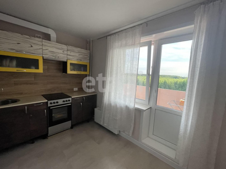1-комн квартира Олега Юрасова, 7 1-комн квартира Олега Юрасова, 7