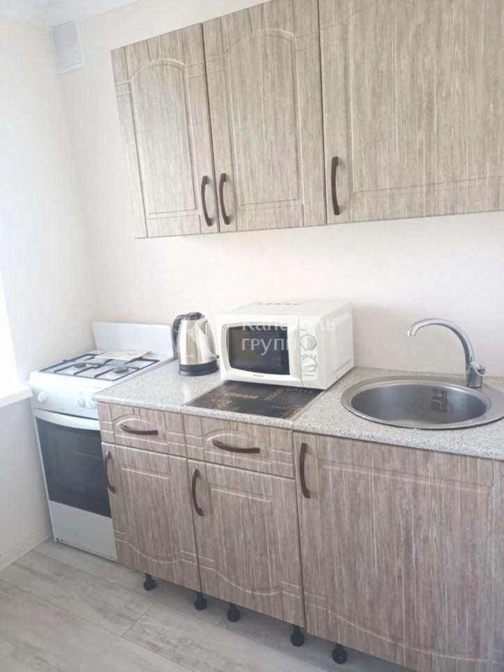 3-комн квартира проезд Геологоразведчиков, 1