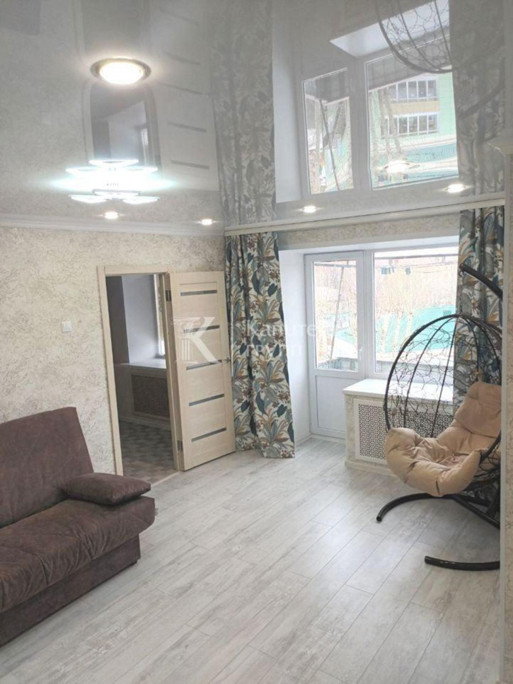 3-комн квартира проезд Геологоразведчиков, 1