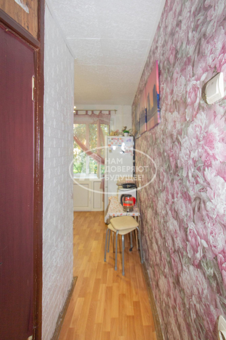 2-комн квартира улица Гагарина, 15