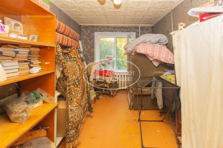 2-комн квартира улица Гагарина, 15