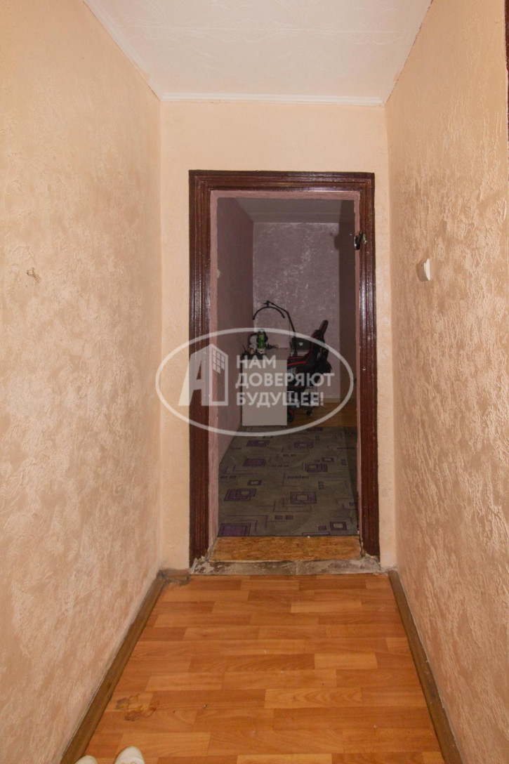 2-комн квартира улица Гагарина, 15