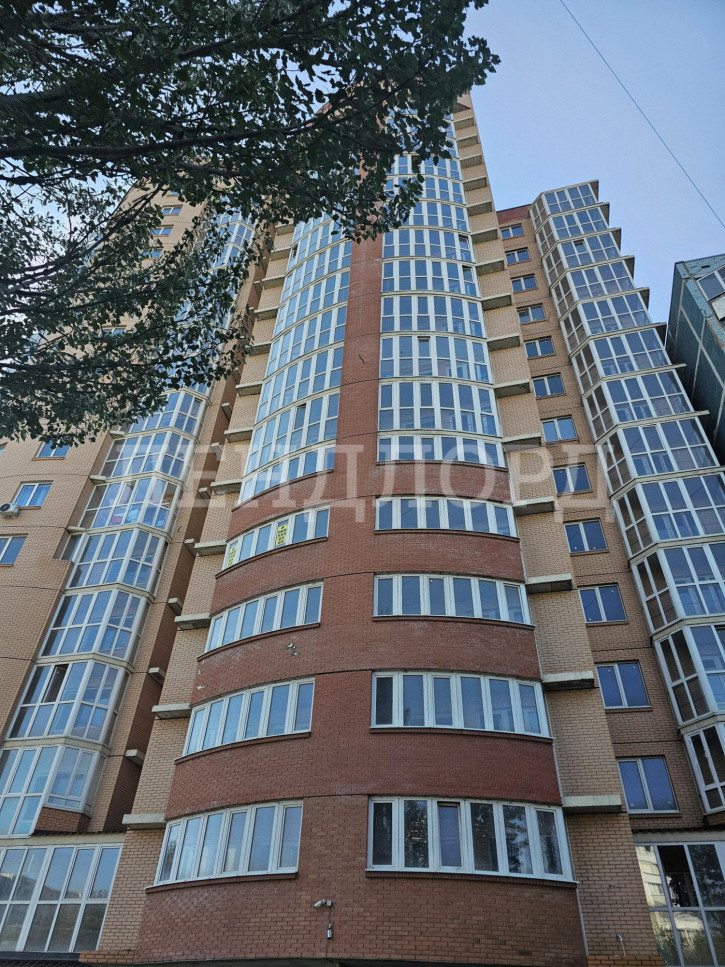 2-комн квартира улица Добровольского, 15/5