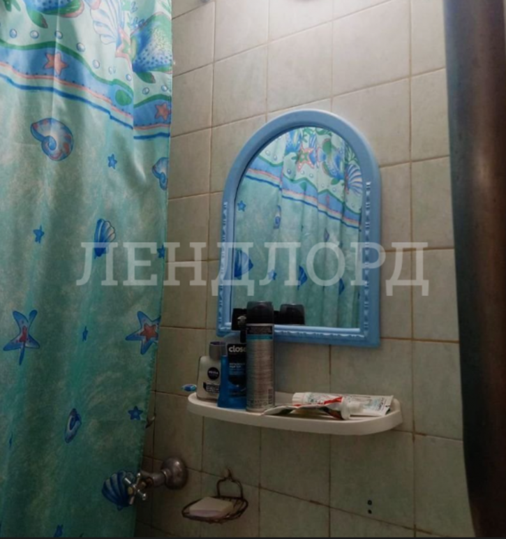 3-комн квартира проспект Королёва, 17