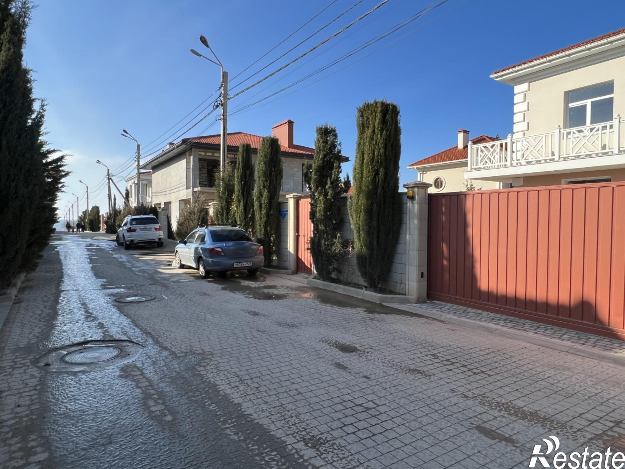 Купить дачу, дом, коттедж за 53 000 000 рублей на набережная Андрея Первозванного, д.21