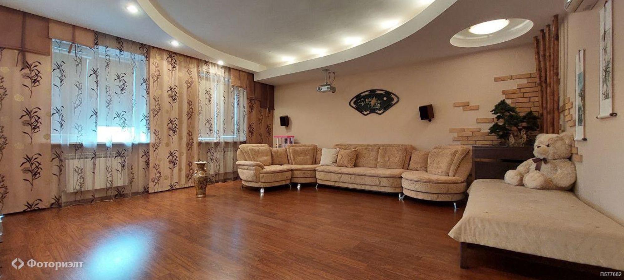 Купить дачу, дом, коттедж за 17 000 000 рублей на Садовая 2-я ул, 20