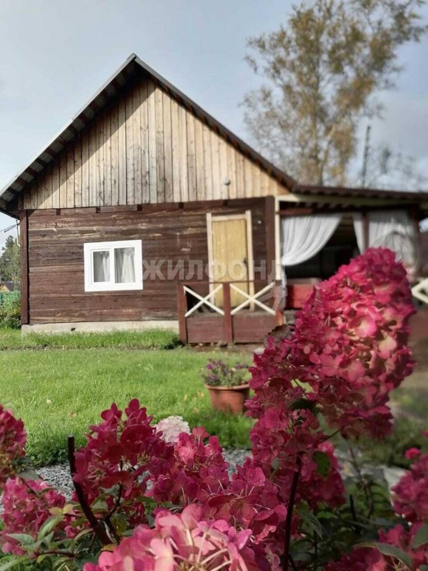Купить дачу, дом, коттедж за 2 300 000 рублей на нст Черемушки