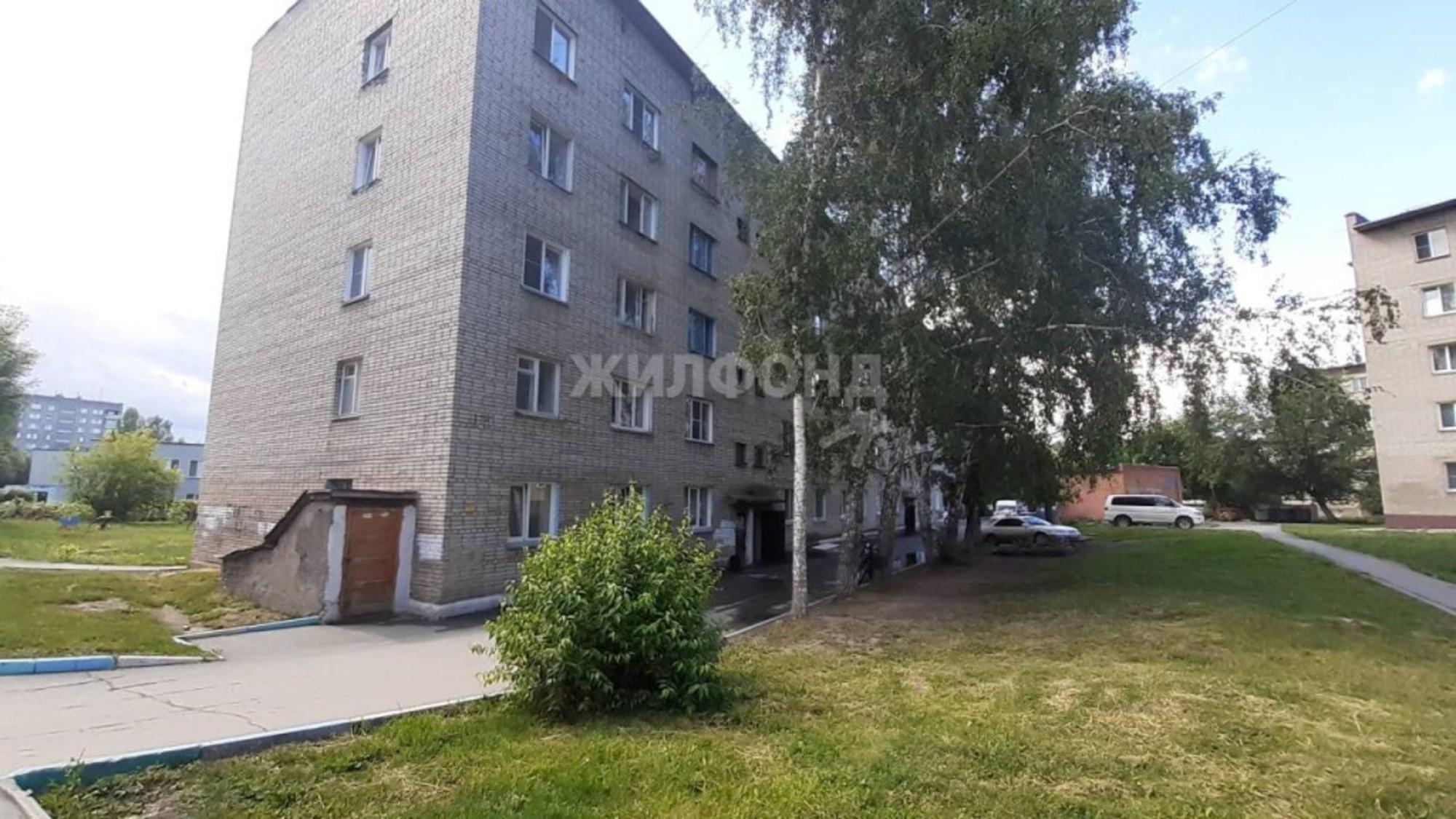 Купить комнату за 900 000 рублей на Твардовского, 18