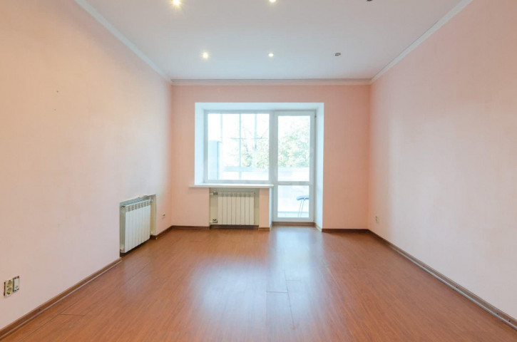 4-комн квартира улица Ветошкина, 5