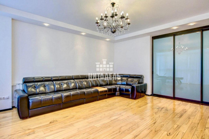 3-комн квартира Чернышевского ул., 42