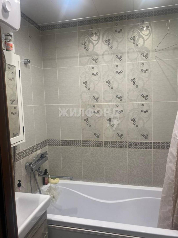 2-комн квартира Депутатская, 58