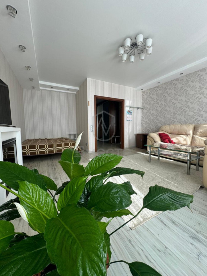 1-комн квартира Зыряновская, 55