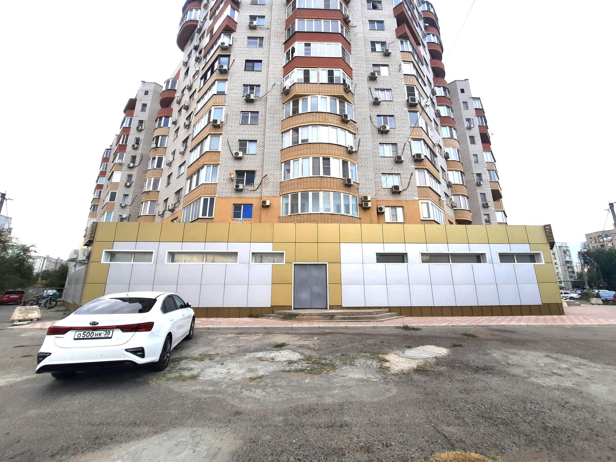 Сдать помещение свободного назначения за 162 000 рублей на г. Астрахань, Кировский район, ул. Валерии Барсовой, 17 корп 2