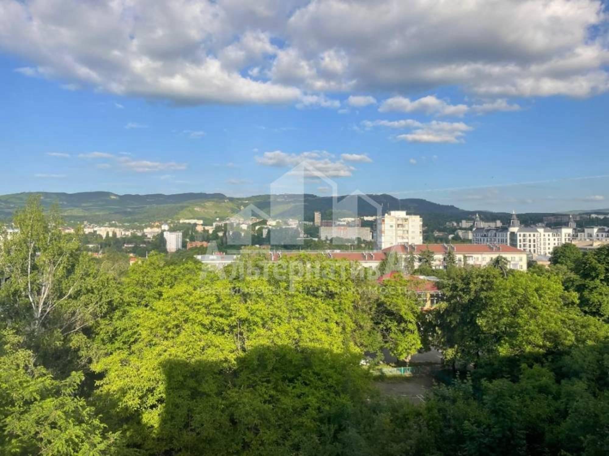 Купить квартиру за 16 000 000 рублей на Губина Андрея ул.