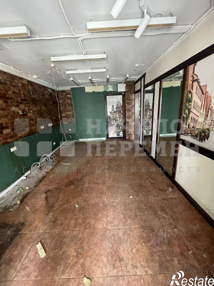 Торговое помещение Титова ул, 264 Торговое помещение Титова ул, 264