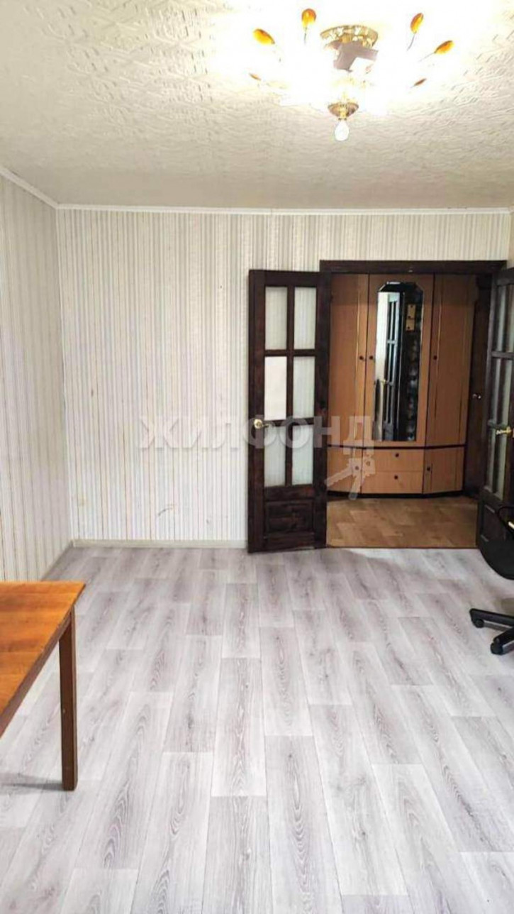 2-комн квартира 14-й микрорайон, д.31 2-комн квартира 14-й микрорайон, д.31