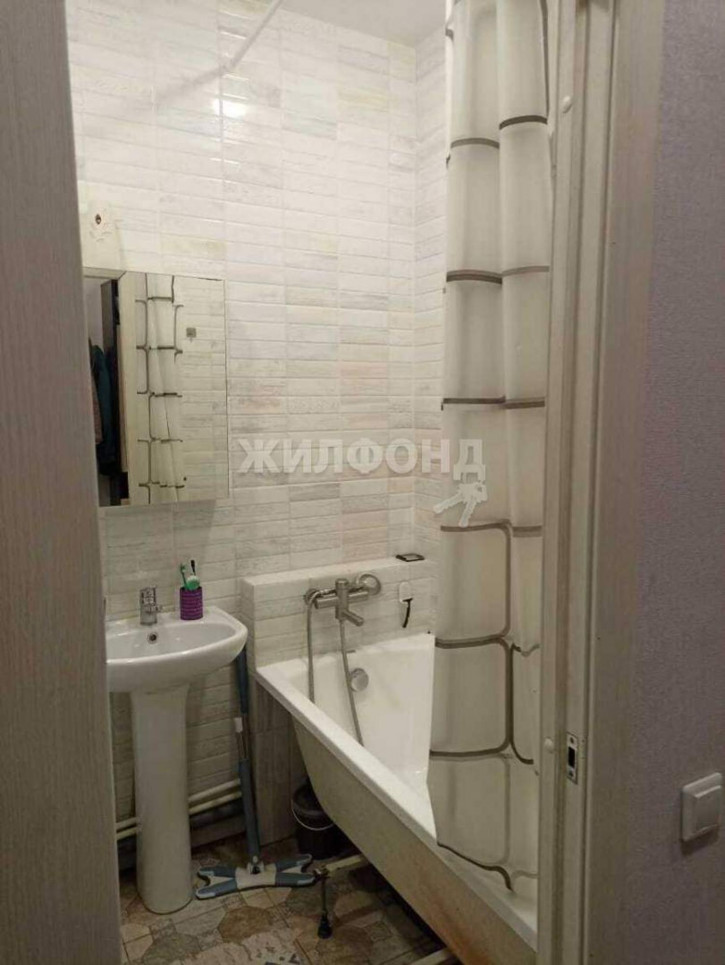 2-комн квартира Красина улица, д.72Г 2-комн квартира Красина улица, д.72Г
