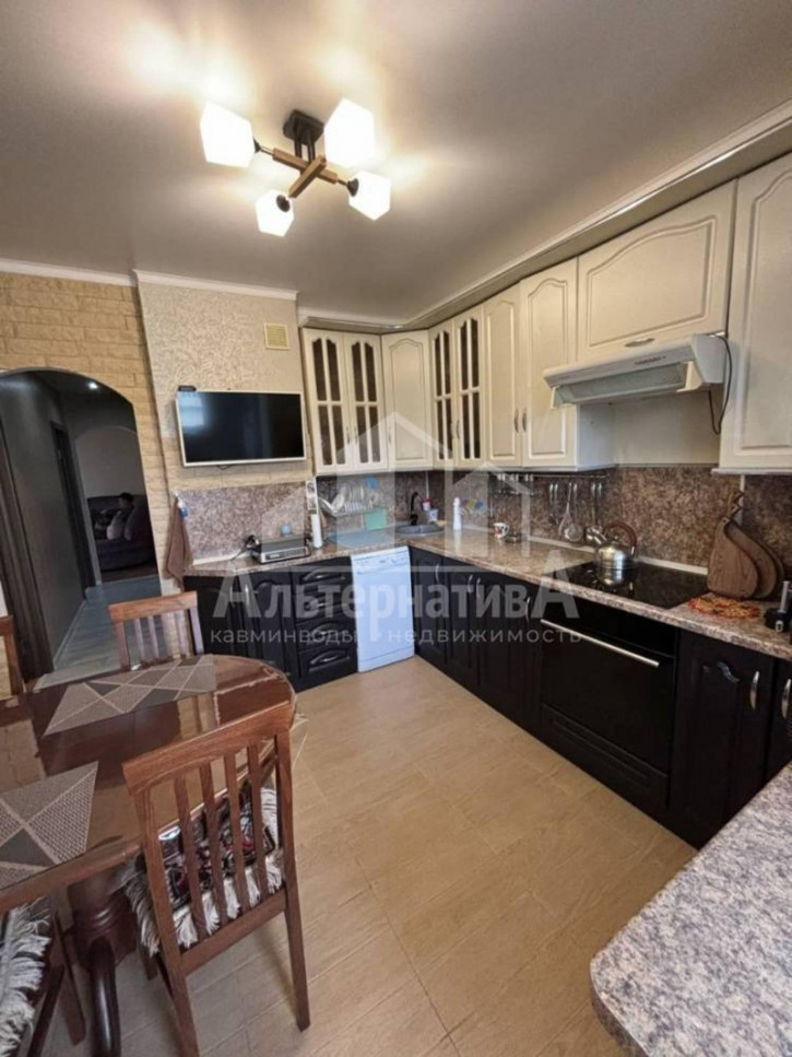 3-комн квартира Победы пр-т.