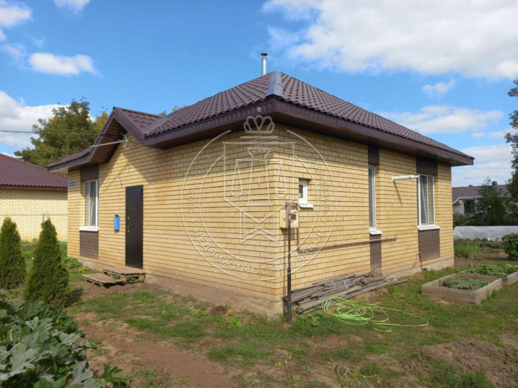 Коттедж/дом Вишневая ул, вишнева 13а