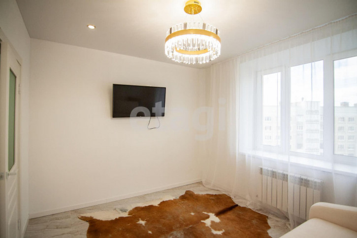 2-комн квартира Старокараваевская, 10 2-комн квартира Старокараваевская, 10