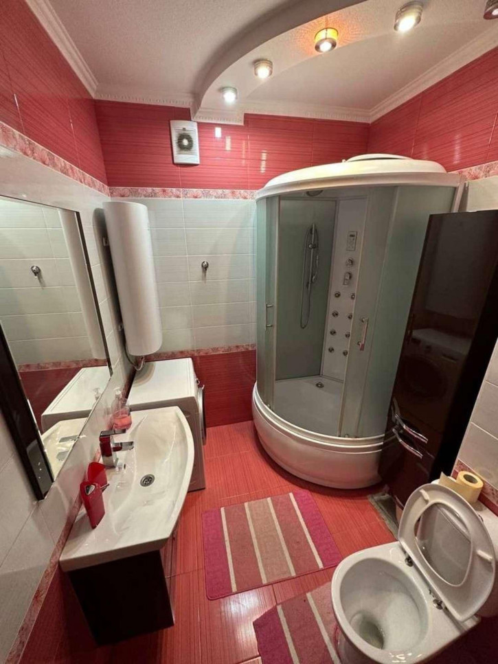 1-комн квартира Революционная улица, 101б