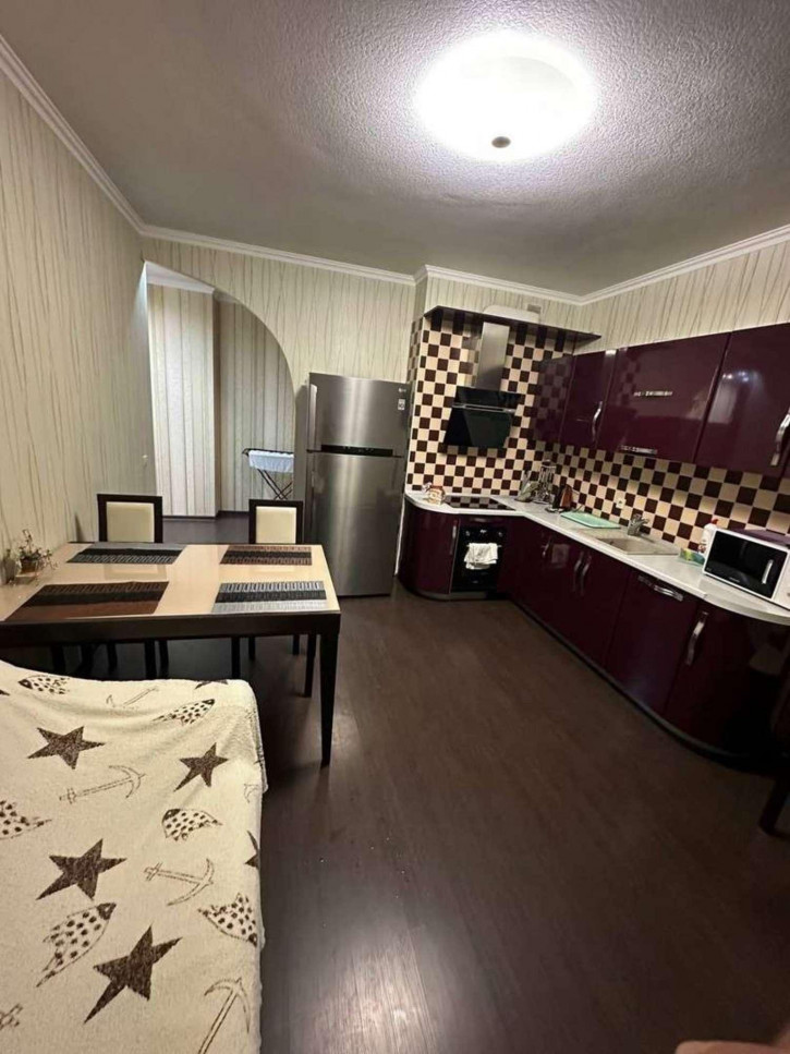 1-комн квартира Революционная улица, 101б