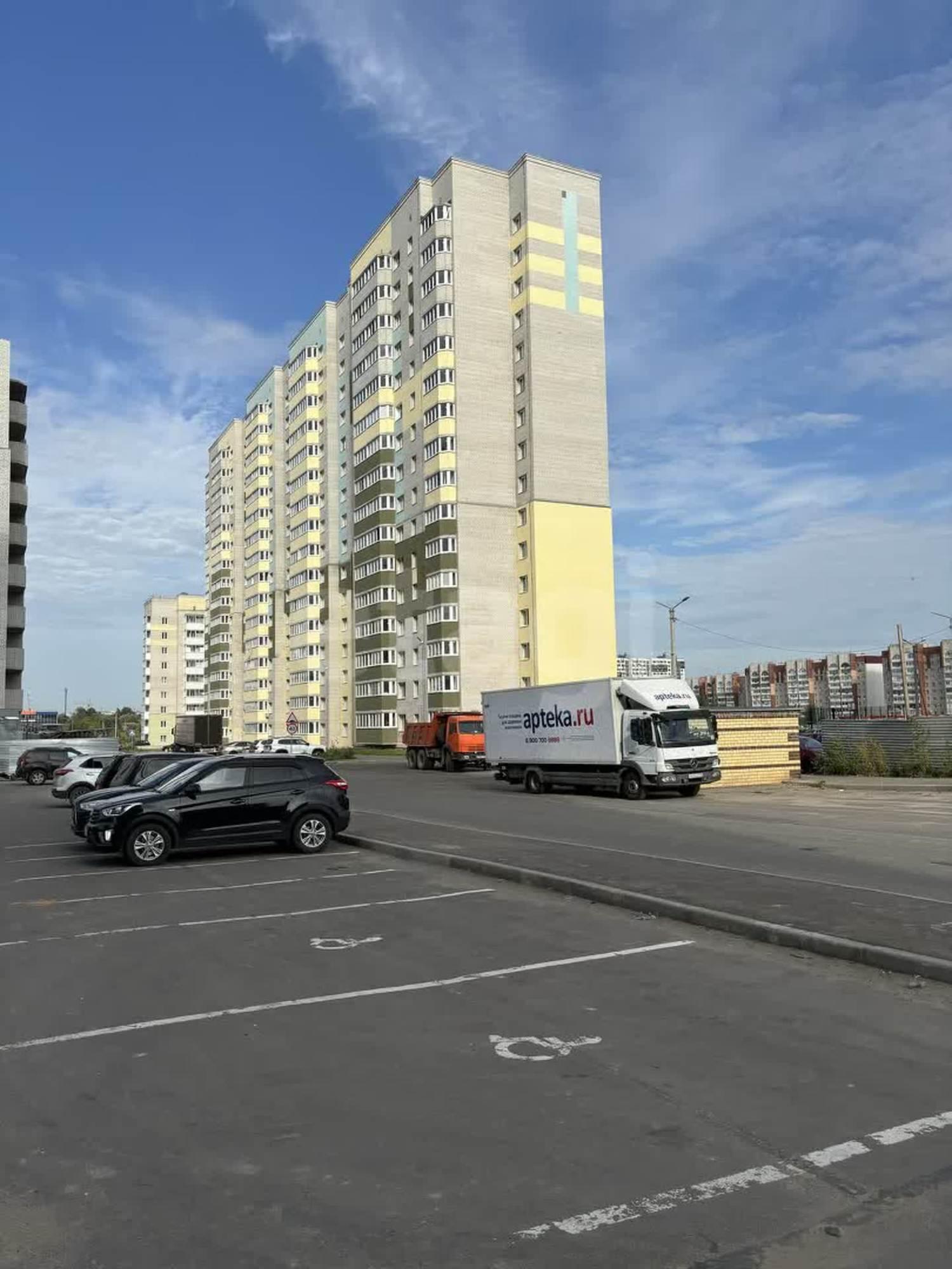Купить квартиру за 5 500 000 рублей на улица Лётчика Каберова, 5
