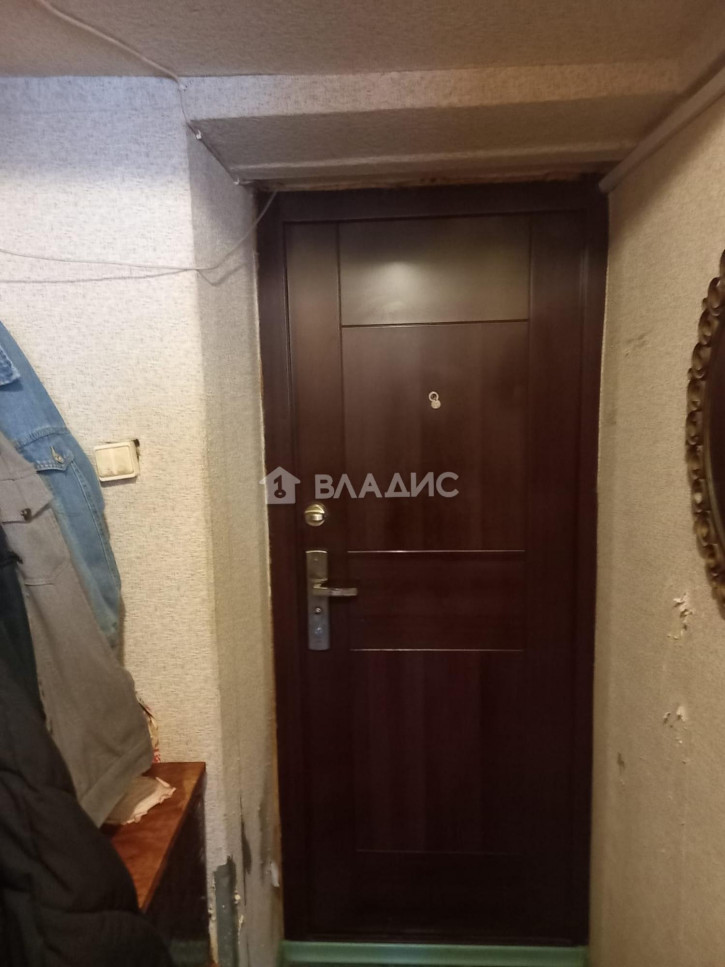 Комната улица Лакина