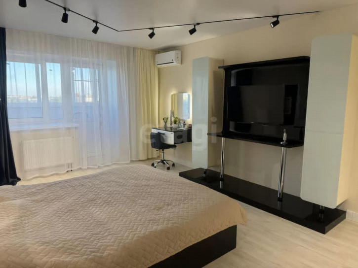 3-комн квартира Белозерское шоссе, 10