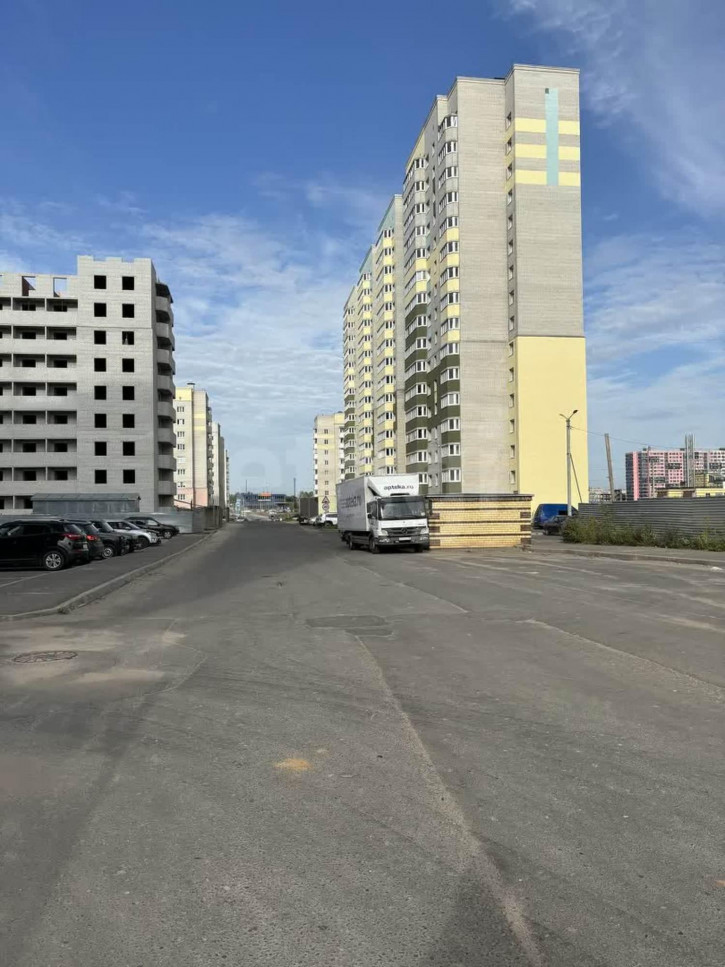 3-комн квартира в новом доме улица Лётчика Каберова, 5