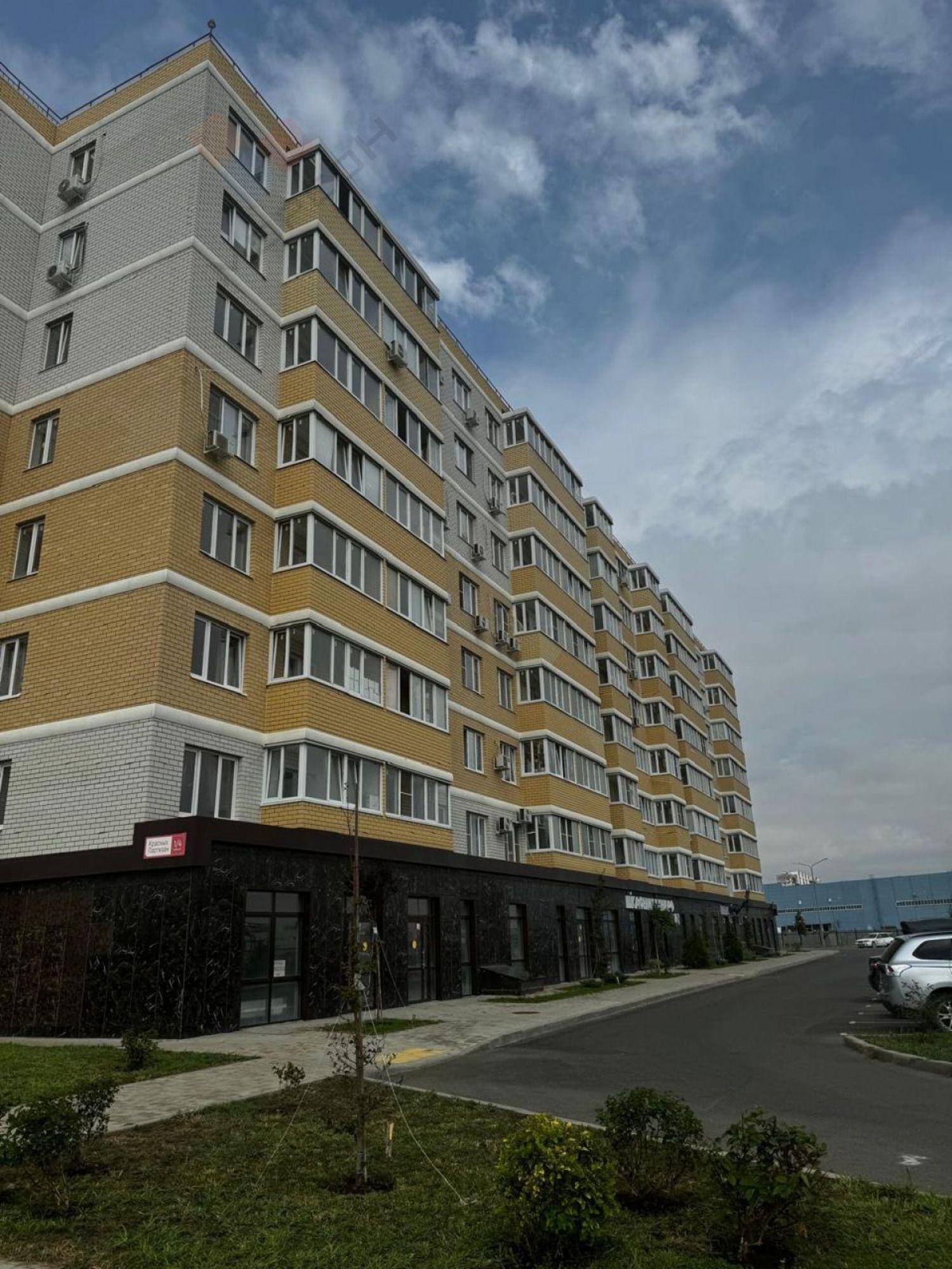 Купить торговое помещение за 6 023 000 рублей на Красных Партизан ул, 1/4к22