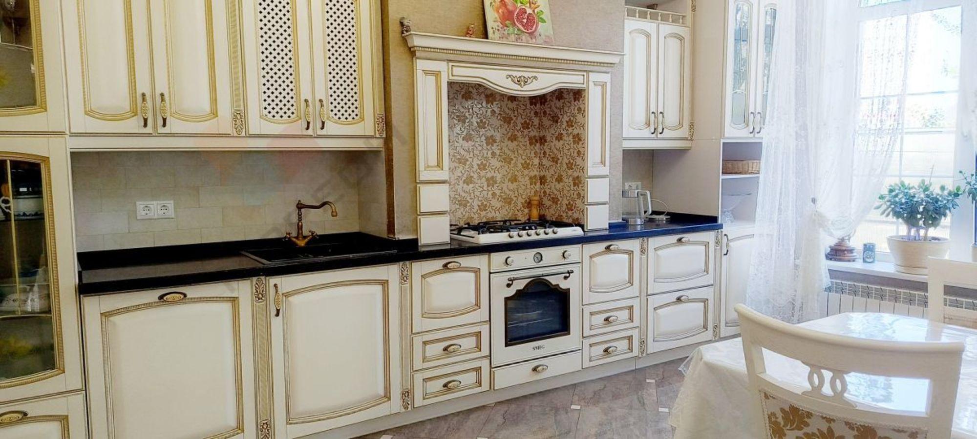 Купить дачу, дом, коттедж за 58 500 000 рублей на Красных Партизан ул, 29