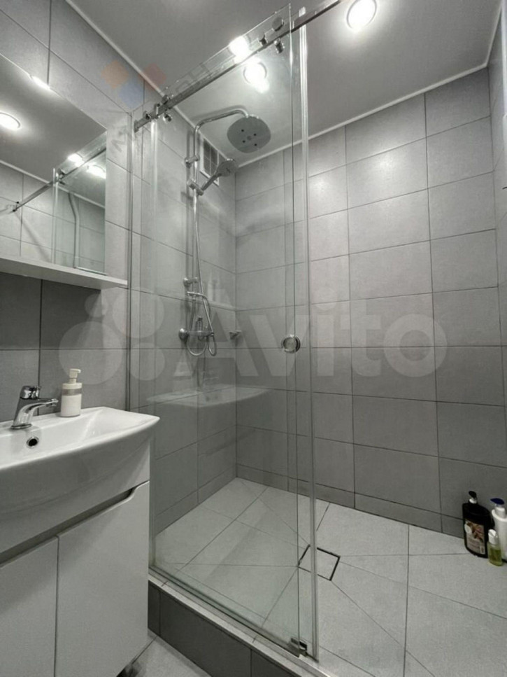 4-комн квартира 40 лет Победы ул, 33/2