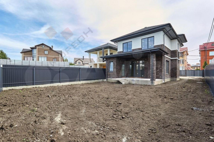 Коттедж/дом Черниговская ул, 11