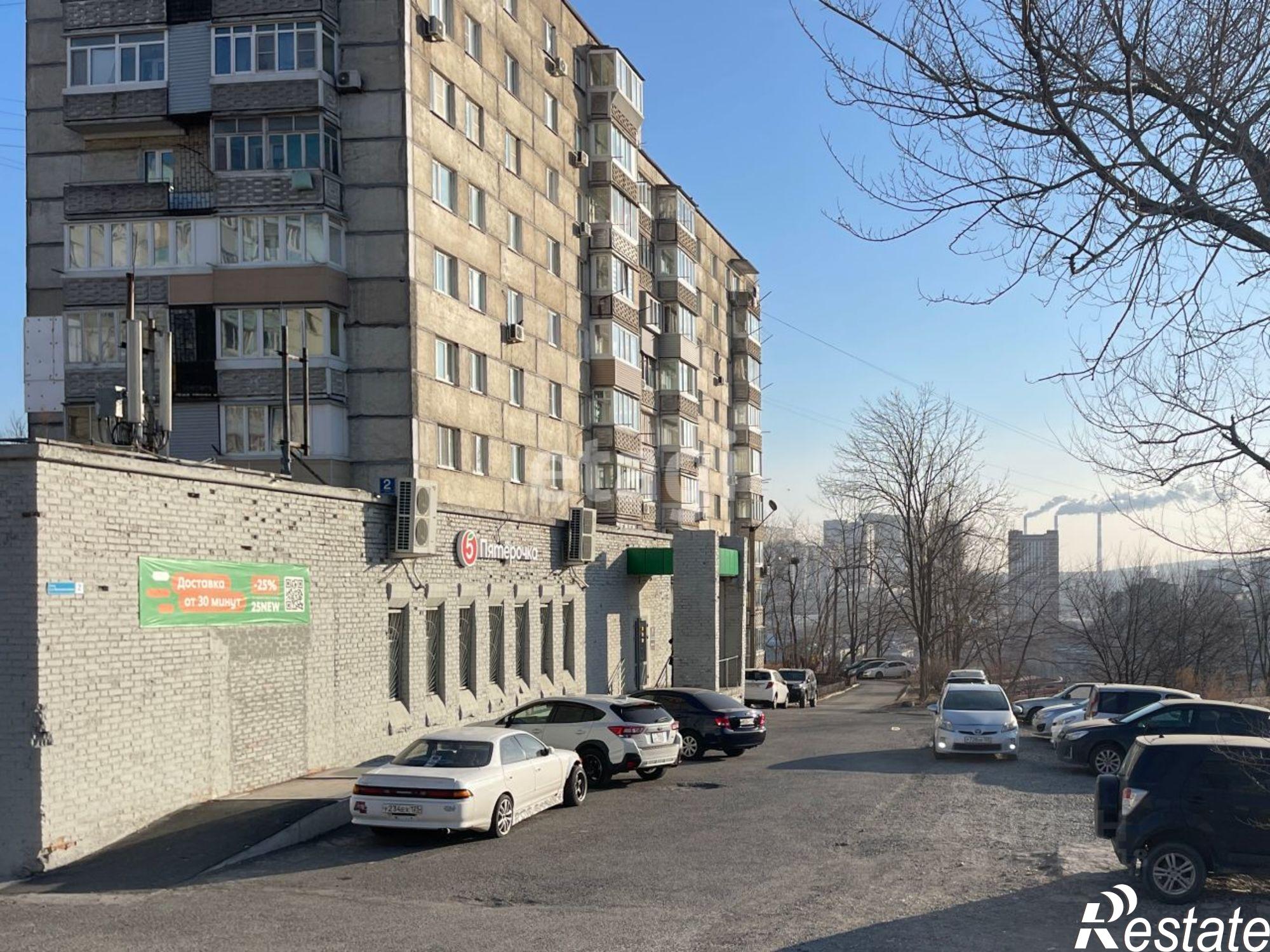 Купить торговое помещение за 67 984 600 рублей на 2-я Промышленная улица, 2
