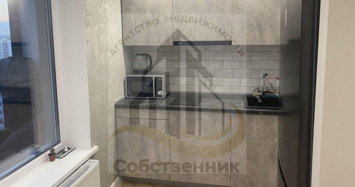 2-комн квартира 9 Января ул, 223и