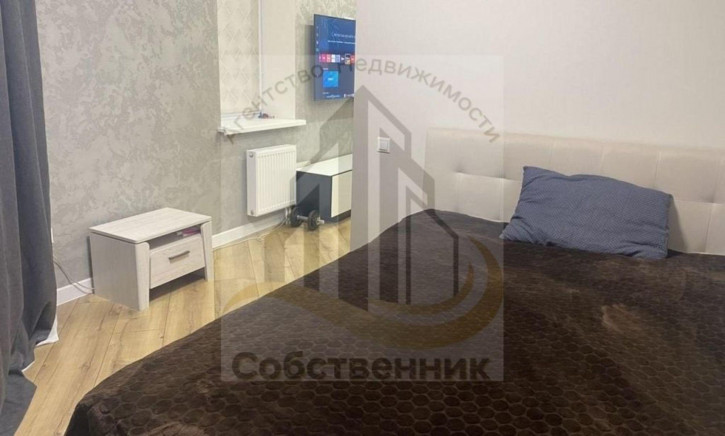 2-комн квартира 9 Января ул, 223и