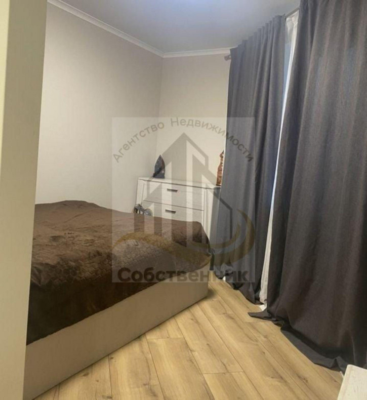 2-комн квартира 9 Января ул, 223и