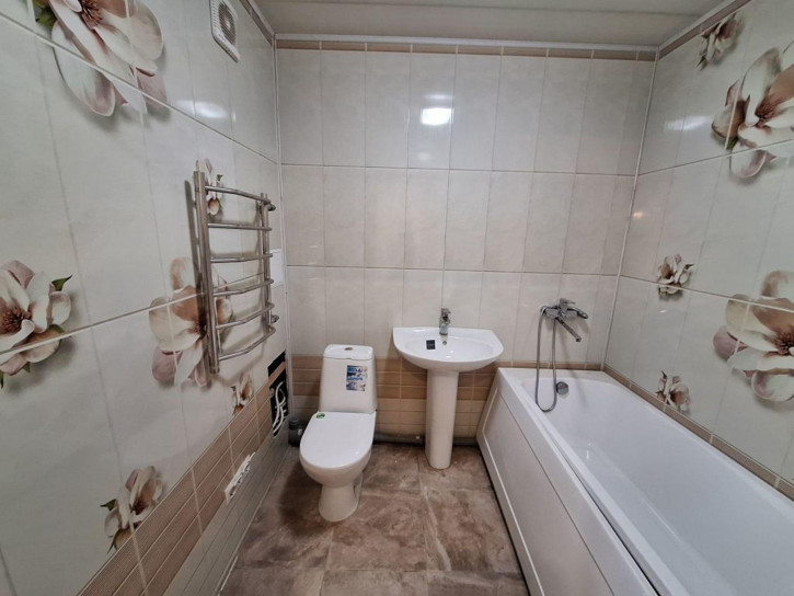 1-комн квартира Комарова ул, 55