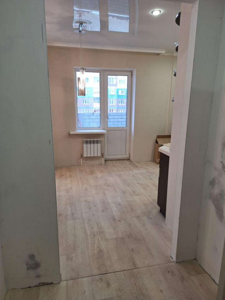 1-комн квартира Комарова ул, 55