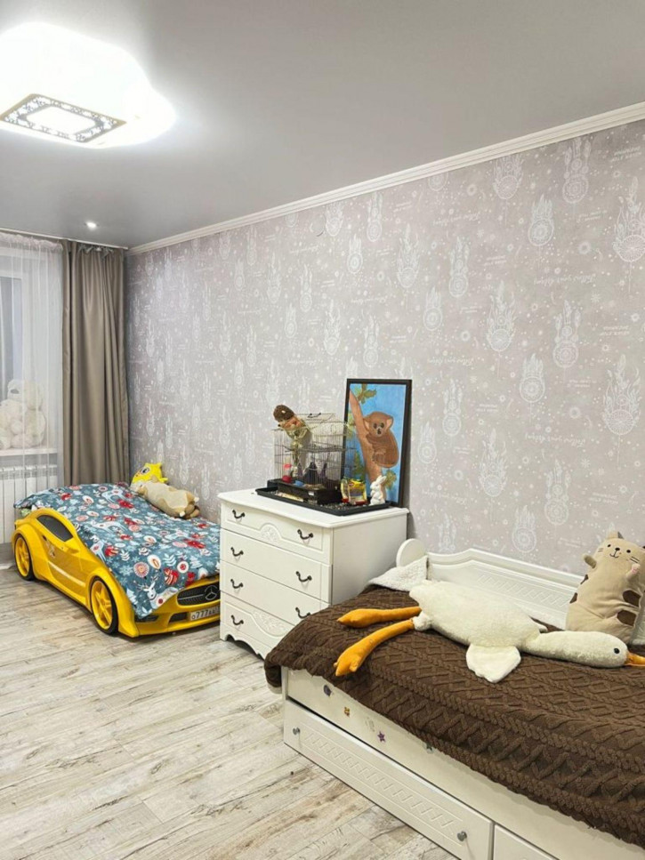 3-комн квартира сдт Сосновый Бор тер, 3