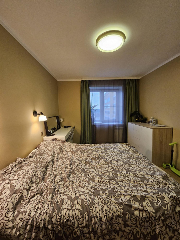 2-комн квартира Интернационалистов ул., 36