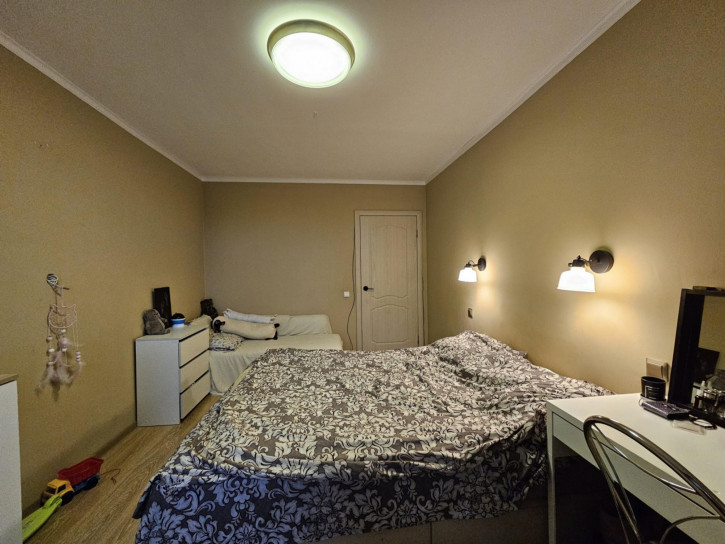 2-комн квартира Интернационалистов ул., 36