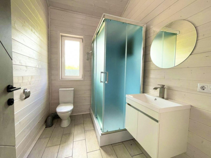 Коттедж/дом Победы ул., 60 Коттедж/дом Победы ул., 60