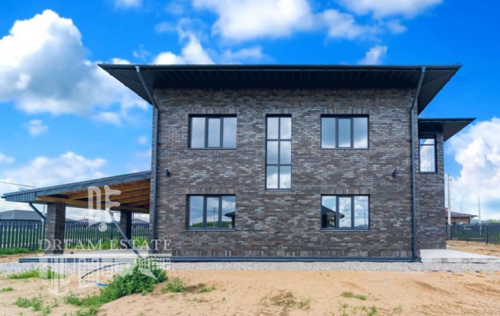 Коттедж/дом Просторный переулок Коттедж/дом Просторный переулок