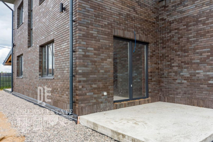 Коттедж/дом Просторный переулок Коттедж/дом Просторный переулок