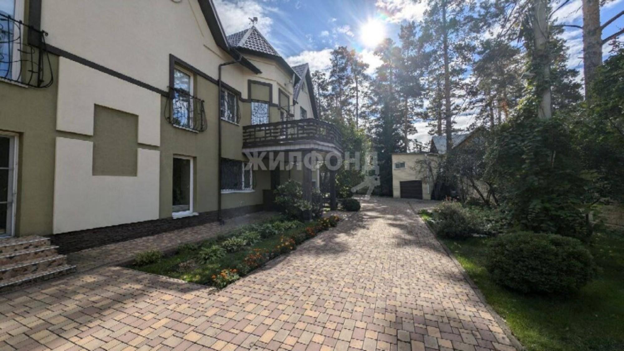 Купить дачу, дом, коттедж за 65 000 000 рублей на посёлок Лесной Авиации