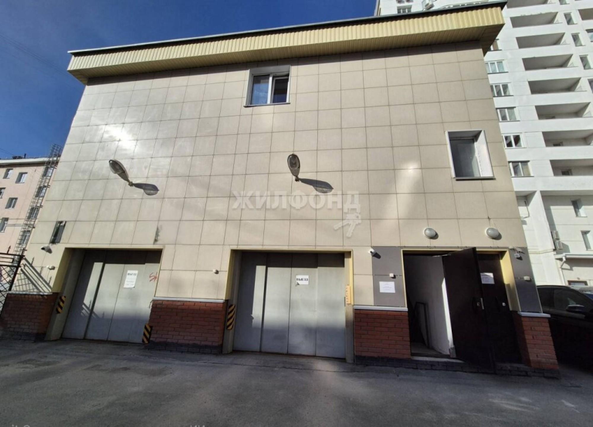 Купить офис, помещение под офис за 790 000 рублей на Ядринцевская, 18