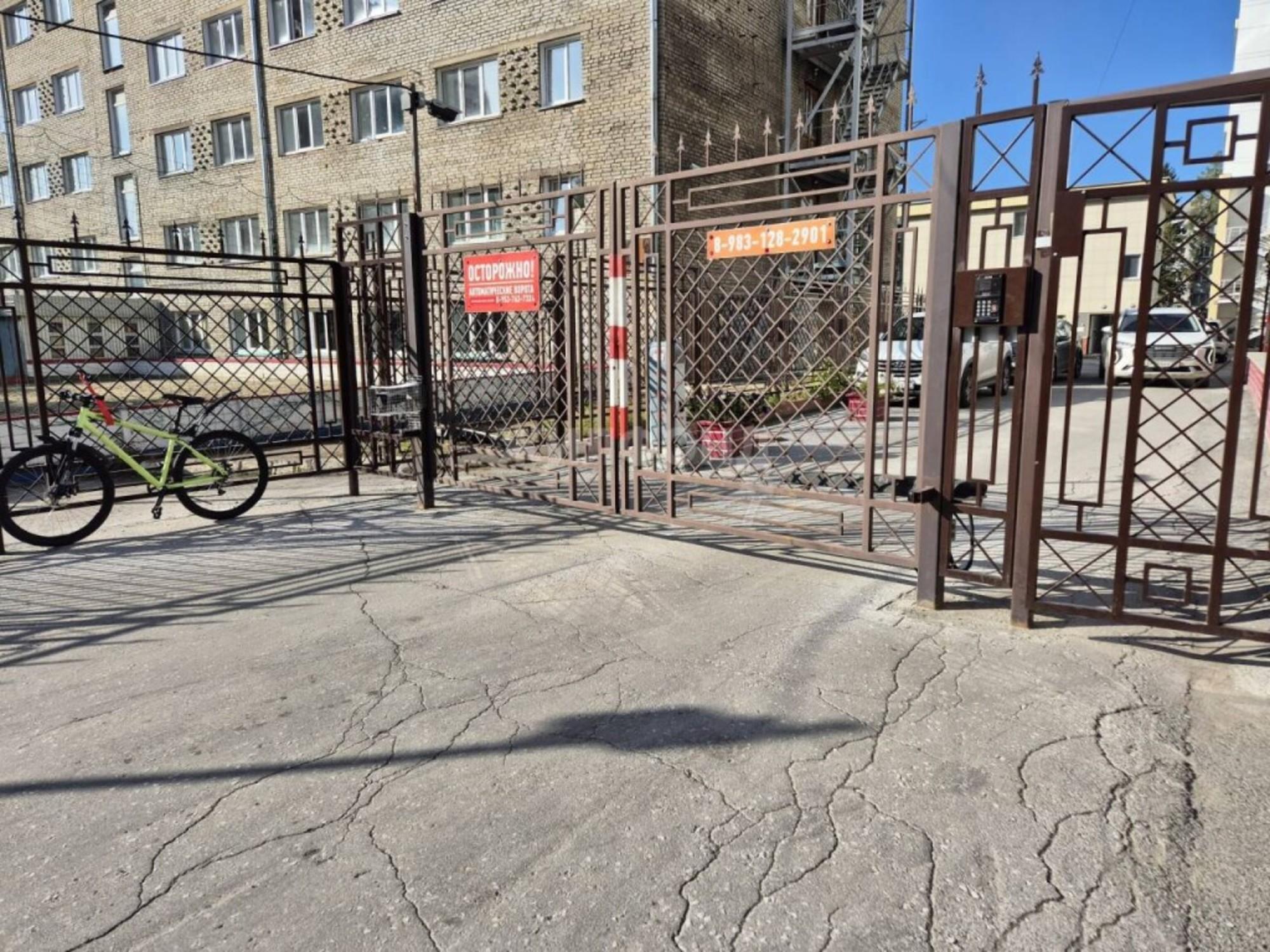 Купить офис, помещение под офис за 790 000 рублей на Ядринцевская, 18