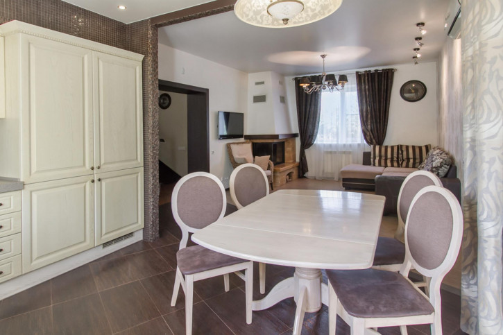 Коттедж/дом Ленина ул., 93б Коттедж/дом Ленина ул., 93б